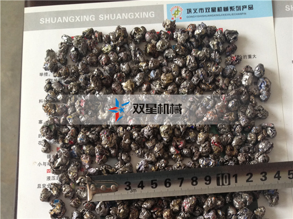 <a href='http://m.bala10minutes.cn/psxl/6.html' target='_blank'><span>易拉罐破碎機</span></a>破碎顆粒